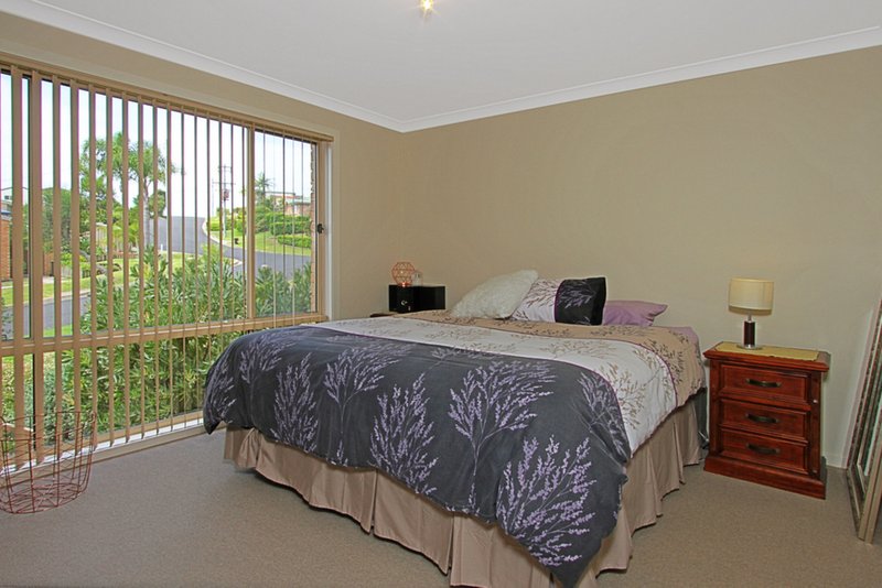 Photo - 50B Hilltop Crescent, Surf Beach NSW 2536 - Image 5