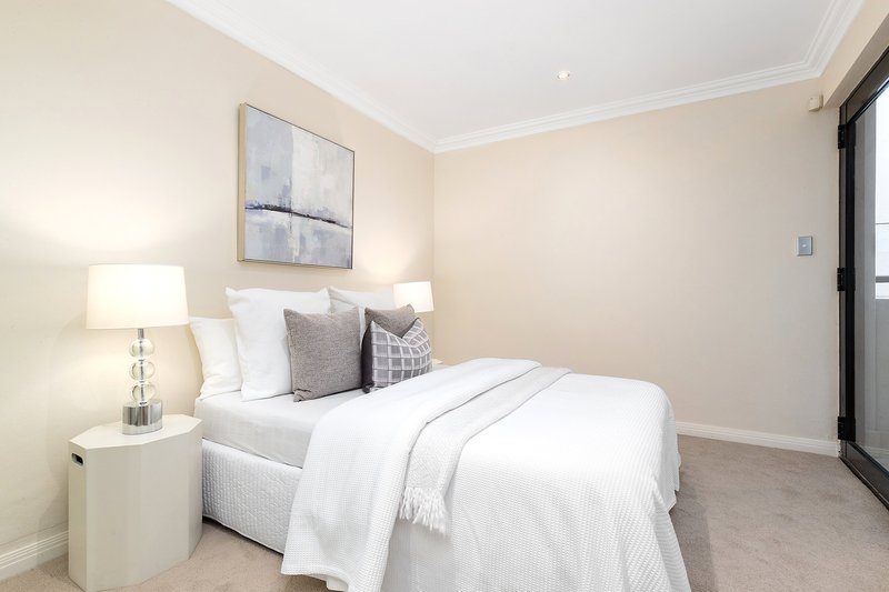 Photo - 5/1-3 Havilah Street, Chatswood NSW 2067 - Image 8