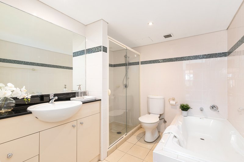 Photo - 5/1-3 Havilah Street, Chatswood NSW 2067 - Image 9