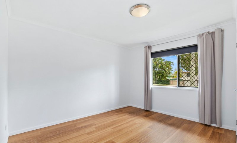 Photo - 5/1-7 Boyd Street, Eagleby QLD 4207 - Image 5
