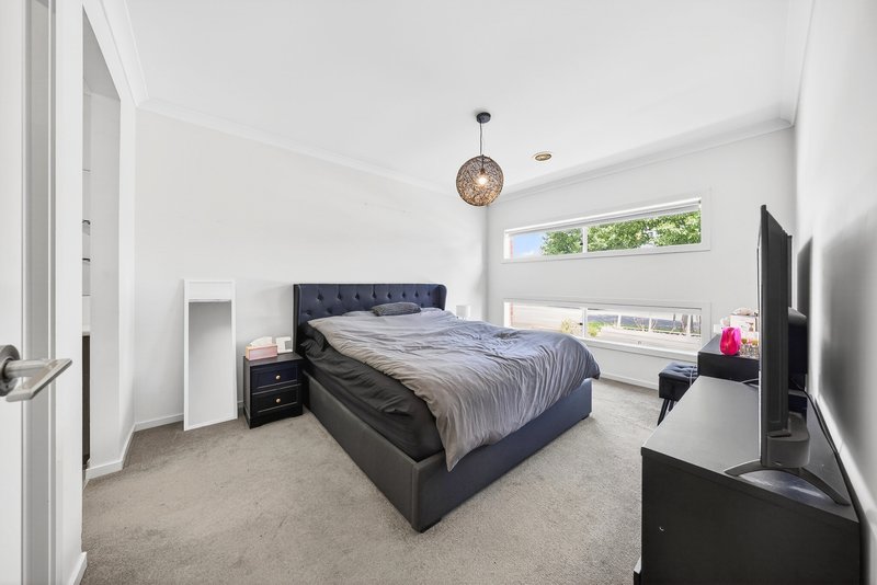 Photo - 51 Abrus Circuit, Cranbourne North VIC 3977 - Image 14