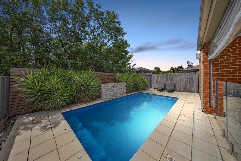Photo - 51 Abrus Circuit, Cranbourne North VIC 3977 - Image 22
