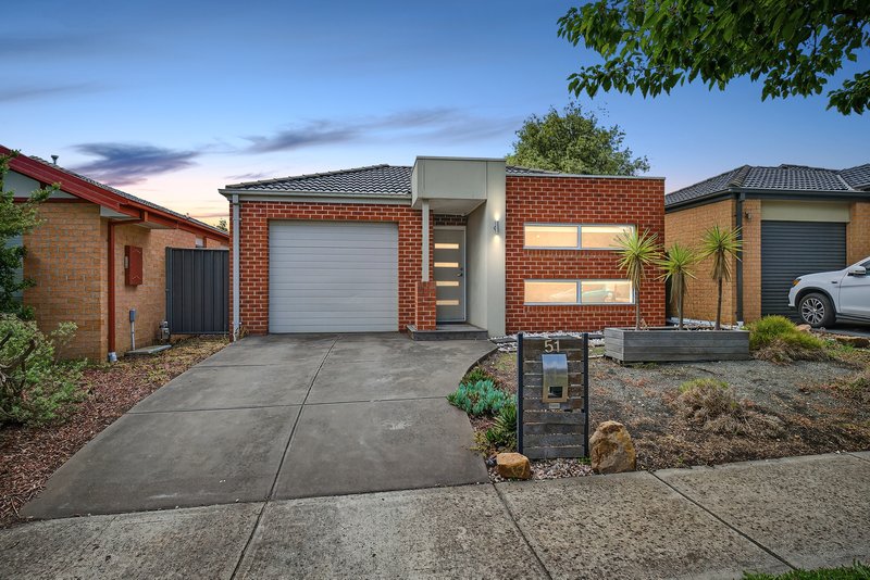 Photo - 51 Abrus Circuit, Cranbourne North VIC 3977 - Image 26