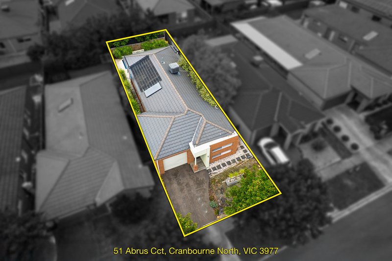 Photo - 51 Abrus Circuit, Cranbourne North VIC 3977 - Image 27