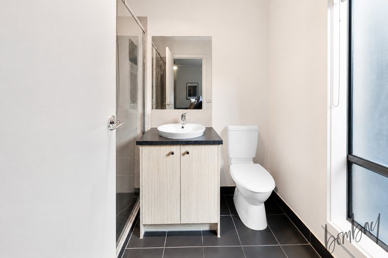 Photo - 51 Albion Crescent, Mickleham VIC 3064 - Image 10