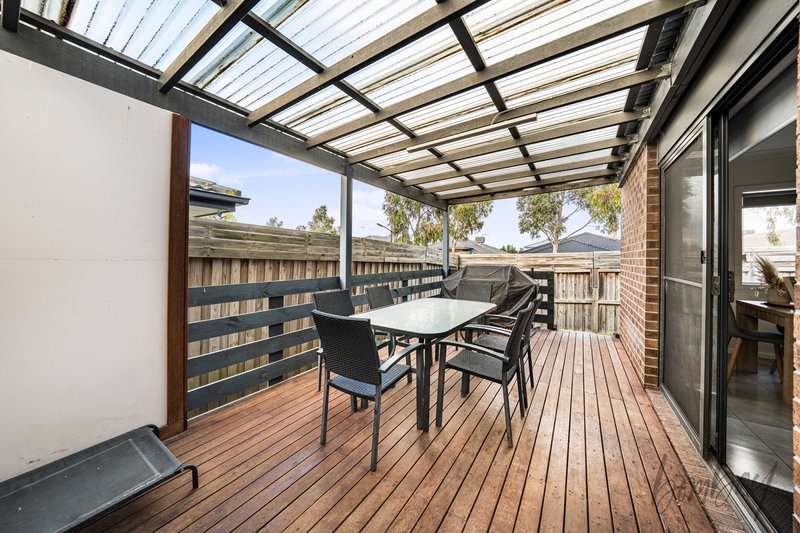 Photo - 51 Albion Crescent, Mickleham VIC 3064 - Image 12