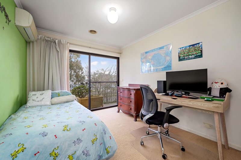 Photo - 51 Anthony Rolfe Avenue, Gungahlin ACT 2912 - Image 10