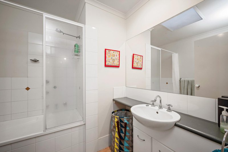 Photo - 51 Anthony Rolfe Avenue, Gungahlin ACT 2912 - Image 12