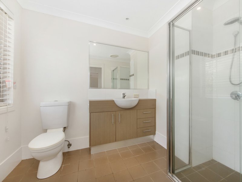 Photo - 51 Antonson Crescent, Mudgeeraba QLD 4213 - Image 7