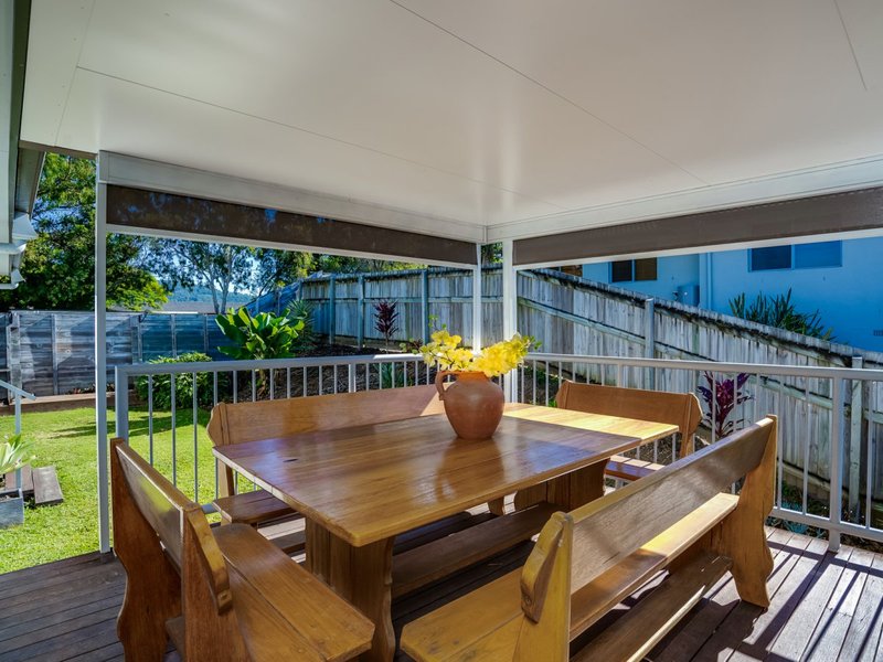 Photo - 51 Antonson Crescent, Mudgeeraba QLD 4213 - Image 2