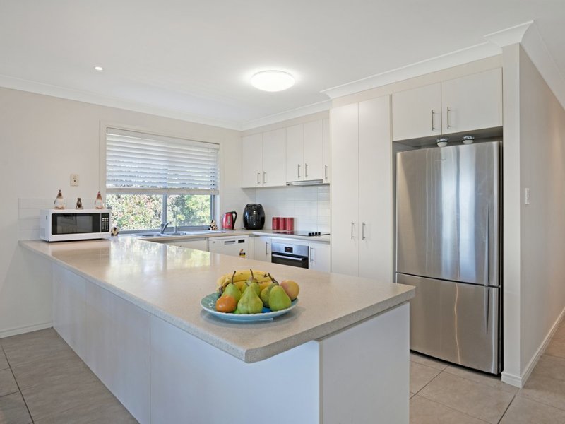 Photo - 51 Antonson Crescent, Mudgeeraba QLD 4213 - Image 7