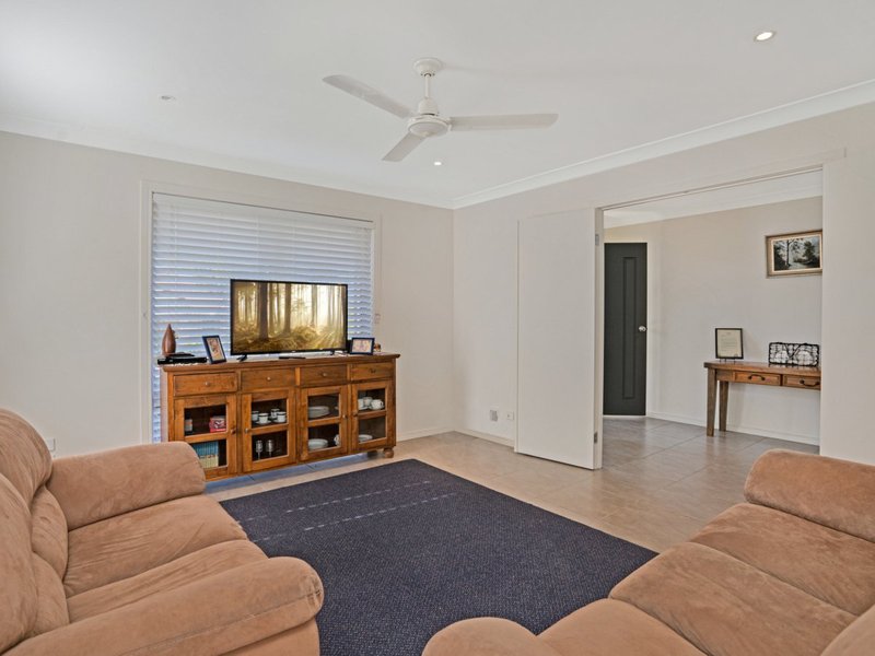 Photo - 51 Antonson Crescent, Mudgeeraba QLD 4213 - Image 9