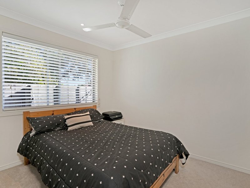 Photo - 51 Antonson Crescent, Mudgeeraba QLD 4213 - Image 10