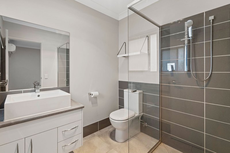 Photo - 51 Arcadia Street, Upper Caboolture QLD 4510 - Image 9