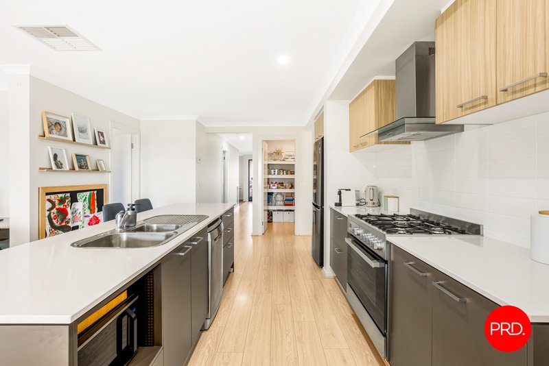 Photo - 51 Aspiring Drive, Huntly VIC 3551 - Image 9