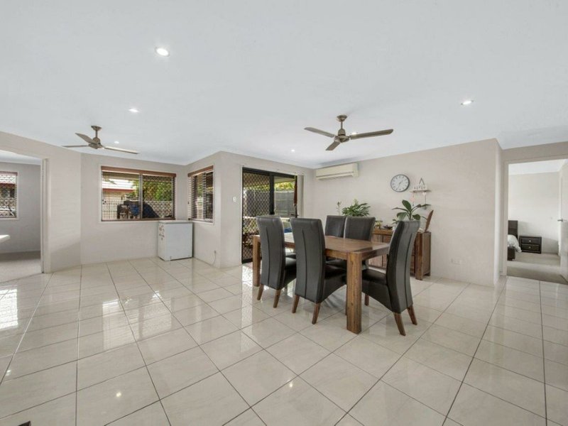 Photo - 51 Bauhinia Street, Boyne Island QLD 4680 - Image 6