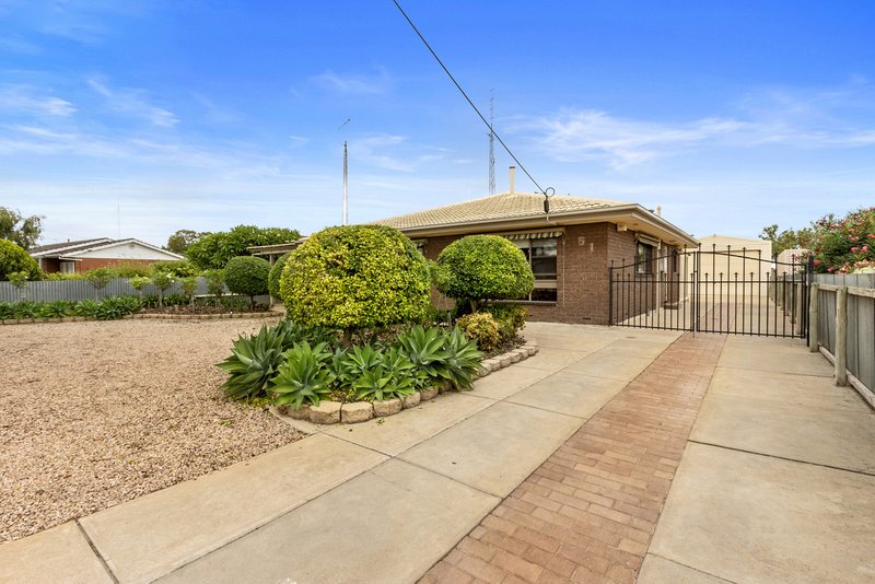 Photo - 51 Bay Road, Moonta Bay SA 5558 - Image 3