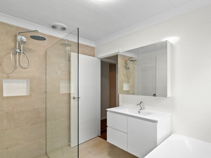 Photo - 51 Bayview Crescent, Taree NSW 2430 - Image 10