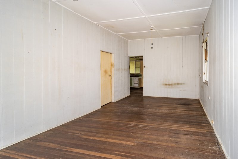 Photo - 51 Bazaar Street, Maryborough QLD 4650 - Image 3