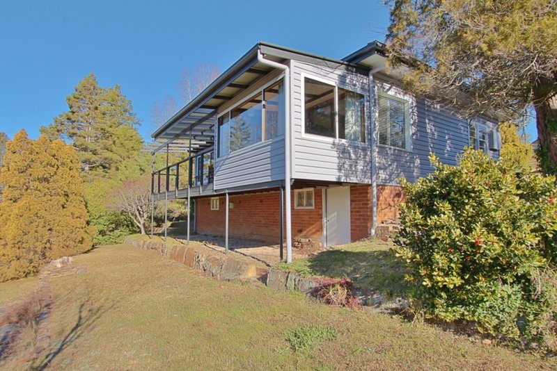 Photo - 51 Blaxland Road, Wentworth Falls NSW 2782 - Image 15