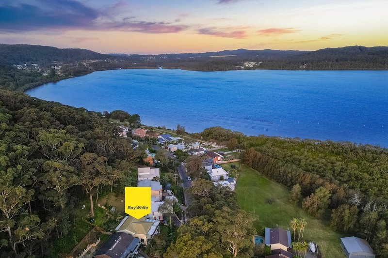 51 Broadwater Drive, Saratoga NSW 2251