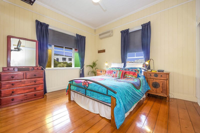 Photo - 51 Bunya Street, Greenslopes QLD 4120 - Image 15