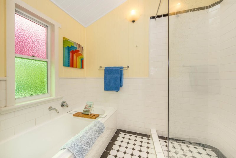 Photo - 51 Bunya Street, Greenslopes QLD 4120 - Image 17