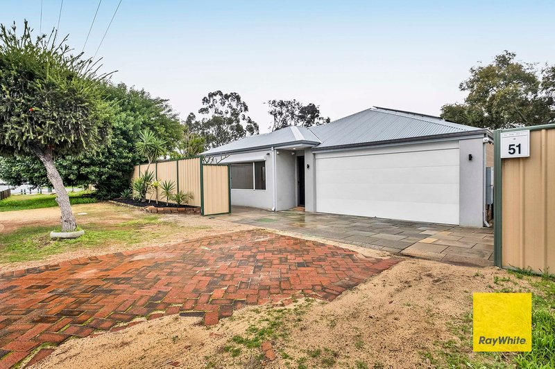 Photo - 51 Burbridge Avenue, Koondoola WA 6064 - Image 3