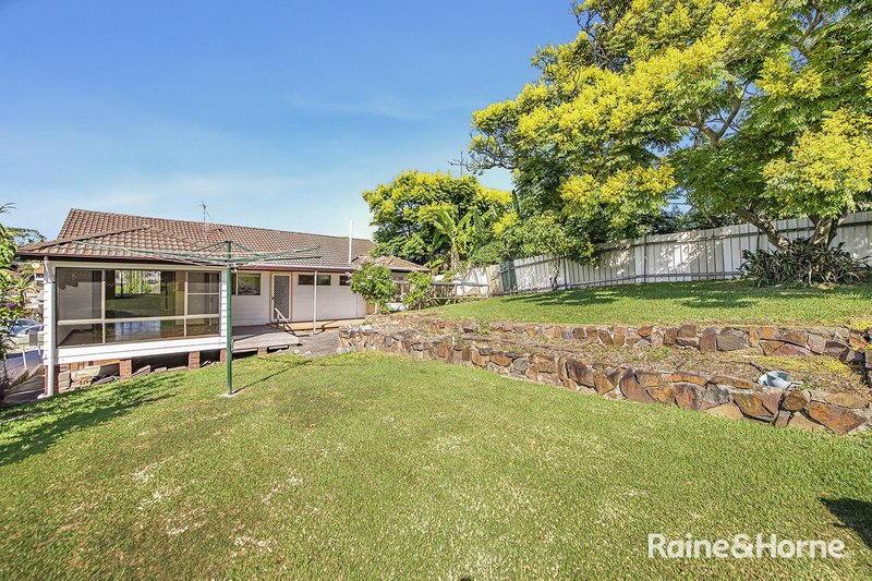 Photo - 51 Buttaba Avenue, Belmont North NSW 2280 - Image 12