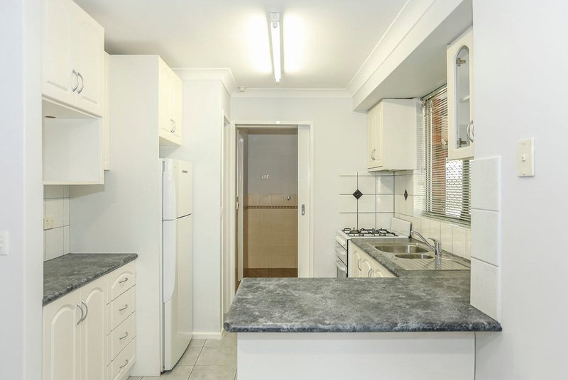 Photo - 51 Calluna Way, Forrestfield WA 6058 - Image 2