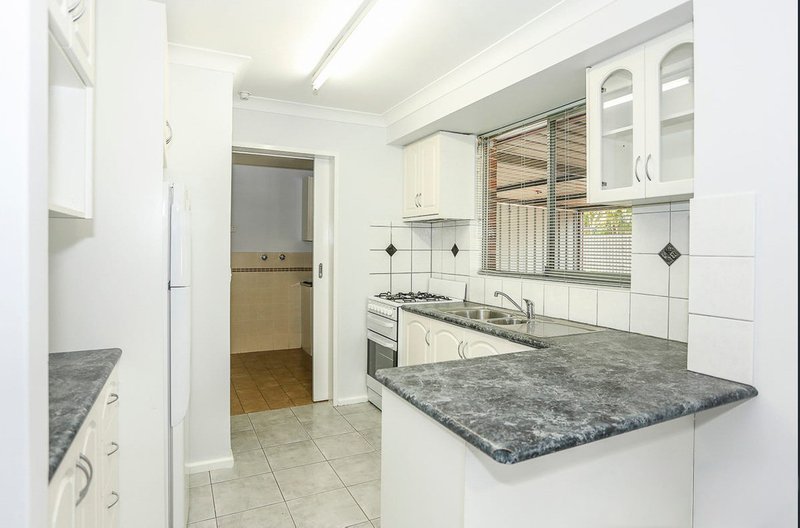 Photo - 51 Calluna Way, Forrestfield WA 6058 - Image 3
