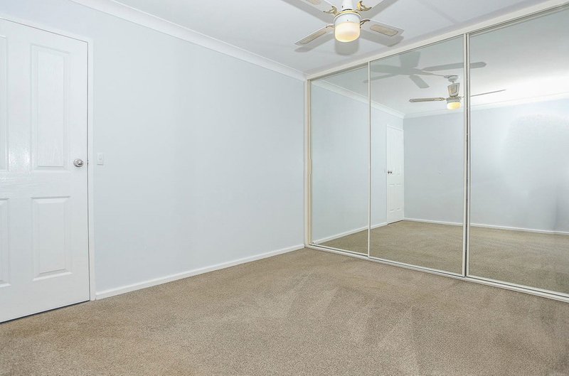 Photo - 51 Calluna Way, Forrestfield WA 6058 - Image 9