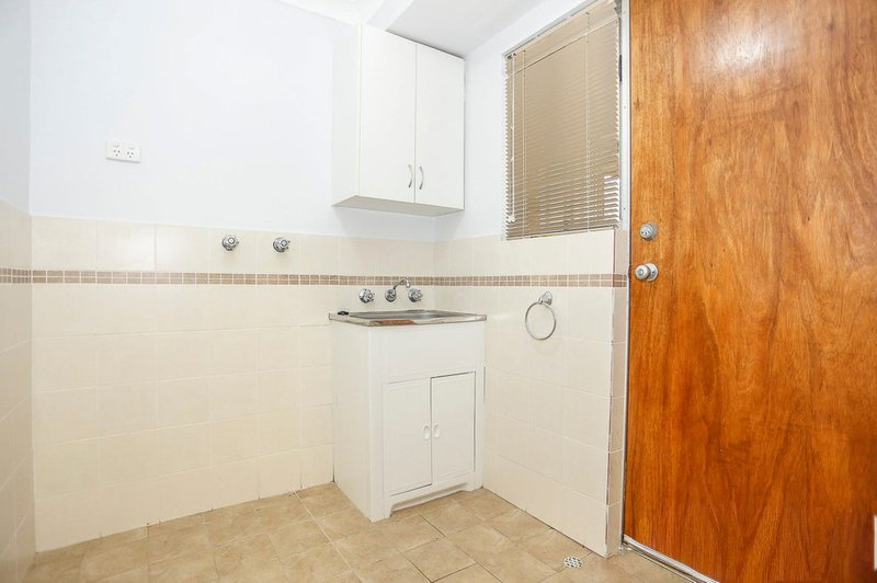 Photo - 51 Calluna Way, Forrestfield WA 6058 - Image 11