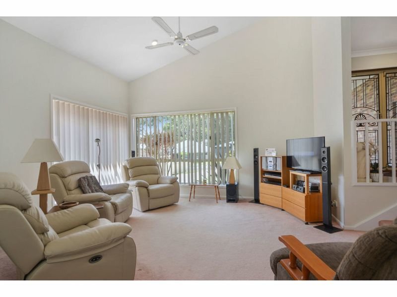 Photo - 51 Cammaray Drive, St Georges Basin NSW 2540 - Image 3