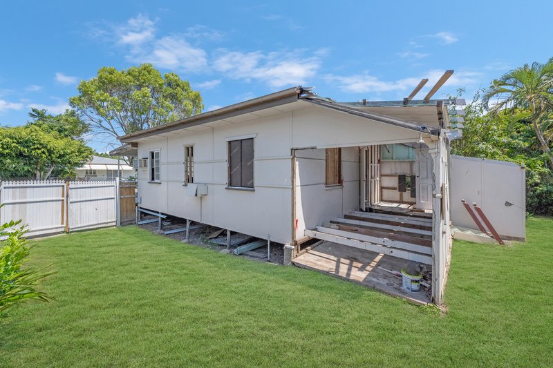 Photo - 51 Camp Street, Mundingburra QLD 4812 - Image 8