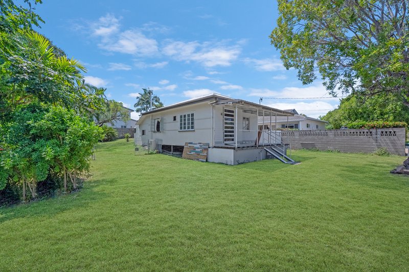 Photo - 51 Camp Street, Mundingburra QLD 4812 - Image 9