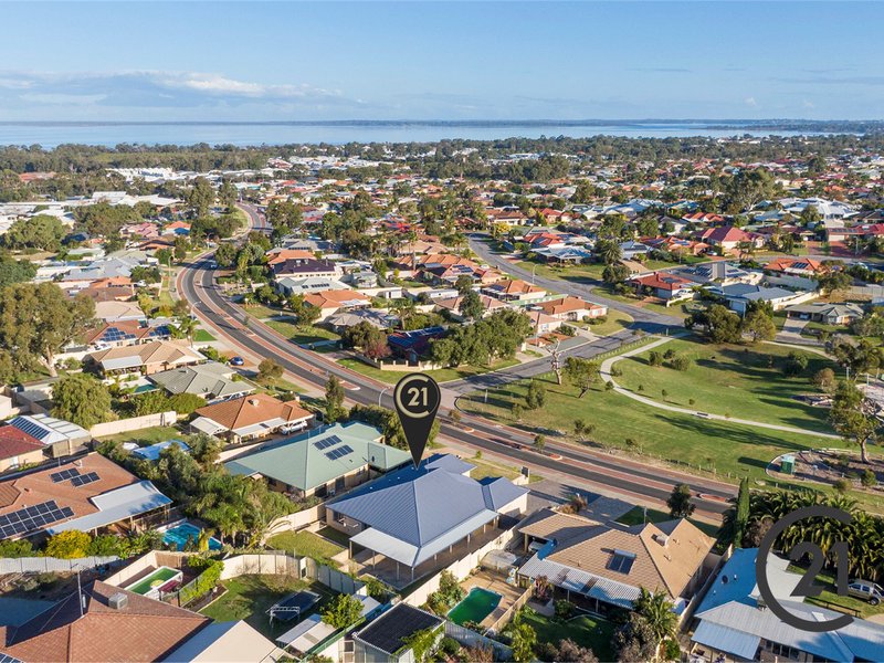 51 Casuarina Drive, Halls Head WA 6210