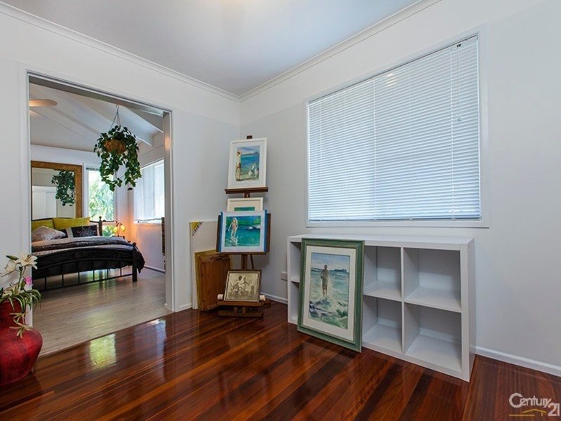 Photo - 51 Centenary Crescent, Maroochydore QLD 4558 - Image 15