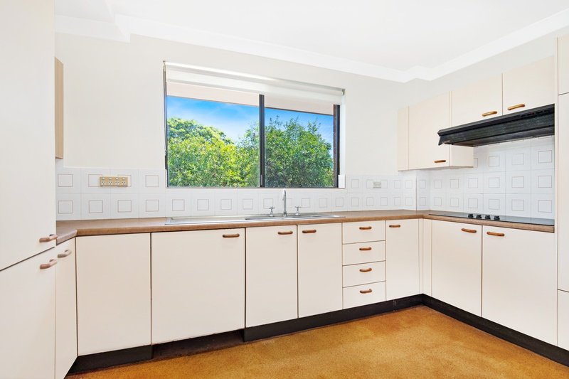 Photo - 5/1 Clarence Avenue, Dee Why NSW 2099 - Image 4