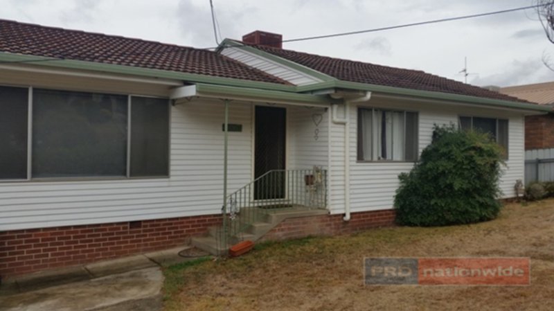 51 Clarke Street, Tumut NSW 2720