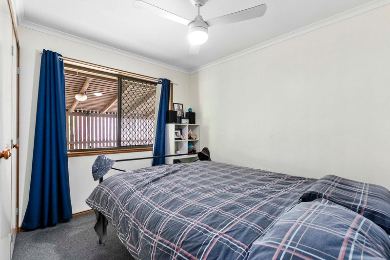 Photo - 51 Cypress Street, Torquay QLD 4655 - Image 12