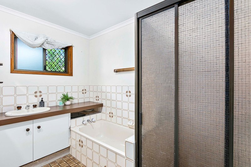 Photo - 51 Cypress Street, Torquay QLD 4655 - Image 13