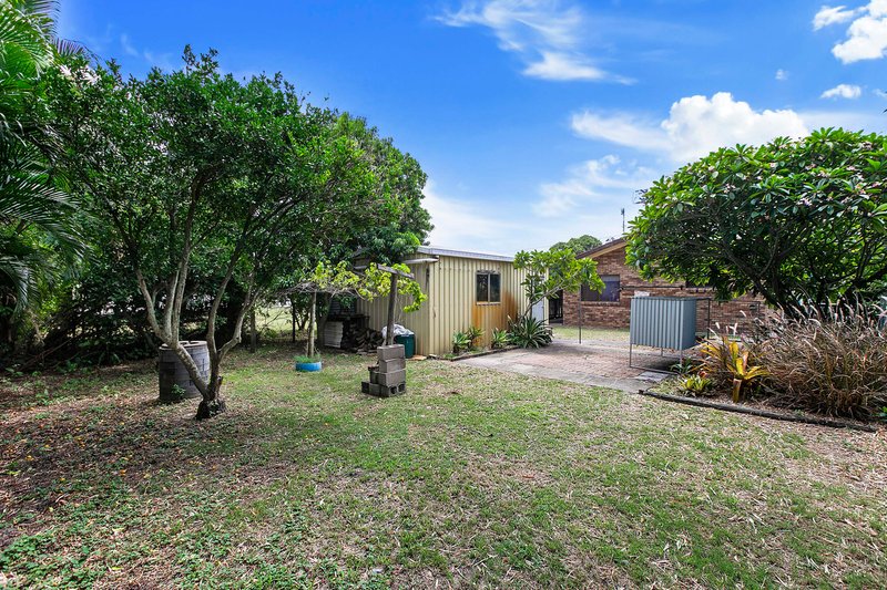 Photo - 51 Cypress Street, Torquay QLD 4655 - Image 17