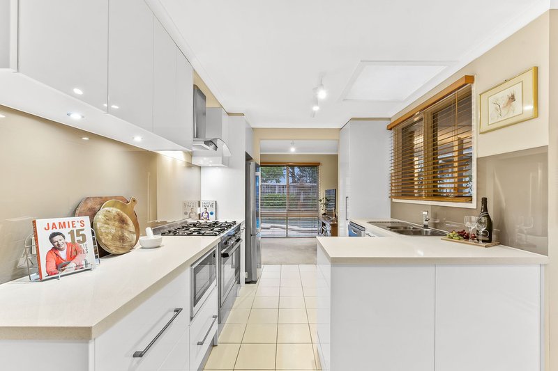 Photo - 51 Darren Road, Keysborough VIC 3173 - Image 7