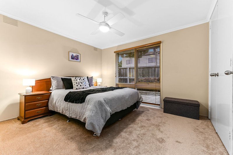 Photo - 51 Darren Road, Keysborough VIC 3173 - Image 13