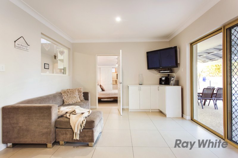 Photo - 51 Davies Crescent, Kardinya WA 6163 - Image 12