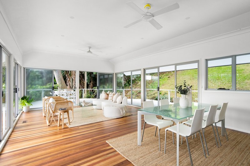 Photo - 51 Dolphin Crescent, Avalon Beach NSW 2107 - Image 11