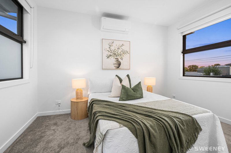 Photo - 51 Eames Avenue, Brooklyn VIC 3012 - Image 9