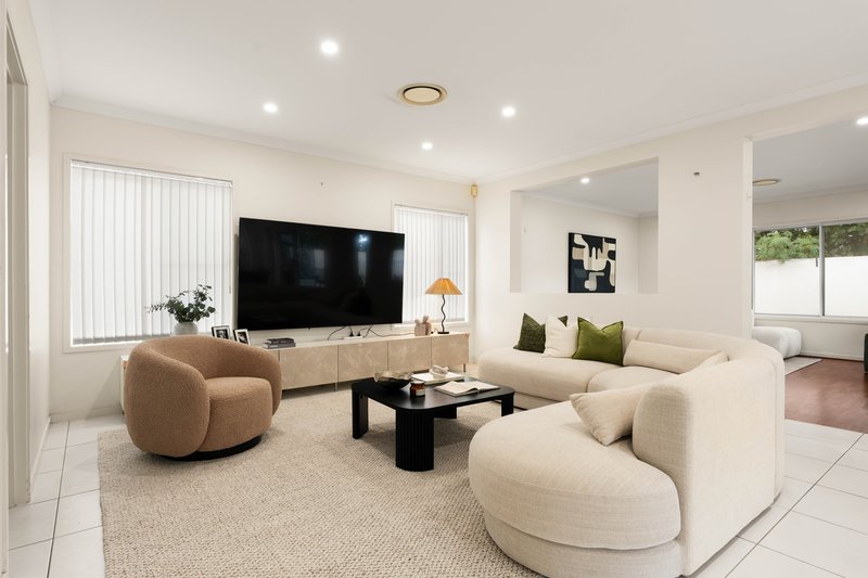 Photo - 51 East Quay Drive, Biggera Waters QLD 4216 - Image 5