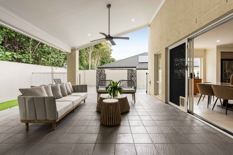 Photo - 51 East Quay Drive, Biggera Waters QLD 4216 - Image 9